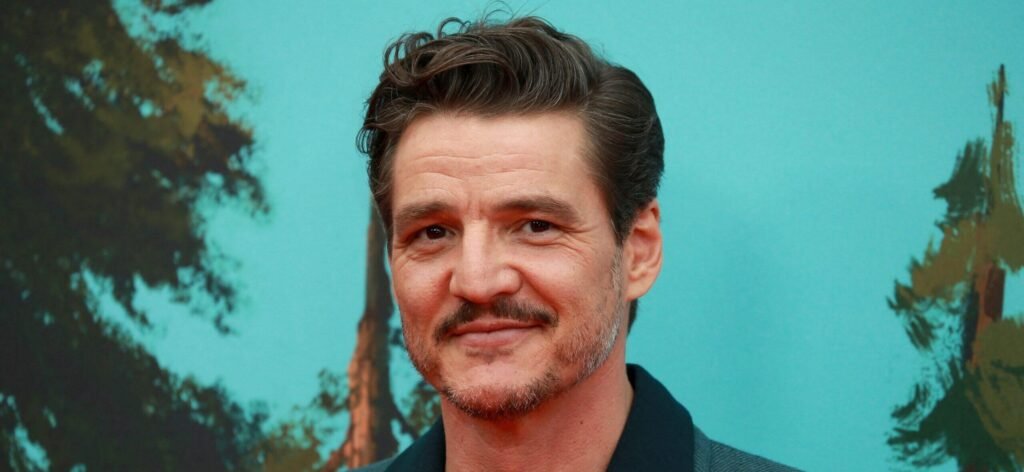 Pedro Pascal And ‘Friends’ Actress Spotted At Intimate Dinner