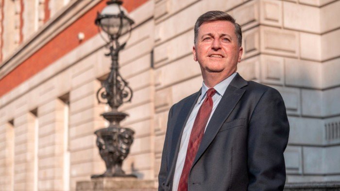 UK to focus new trade strategy on boosting services exports