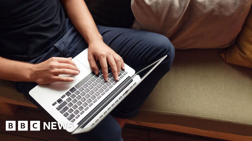 UK to see 6,000 porn sites verifying user age, Ofcom says