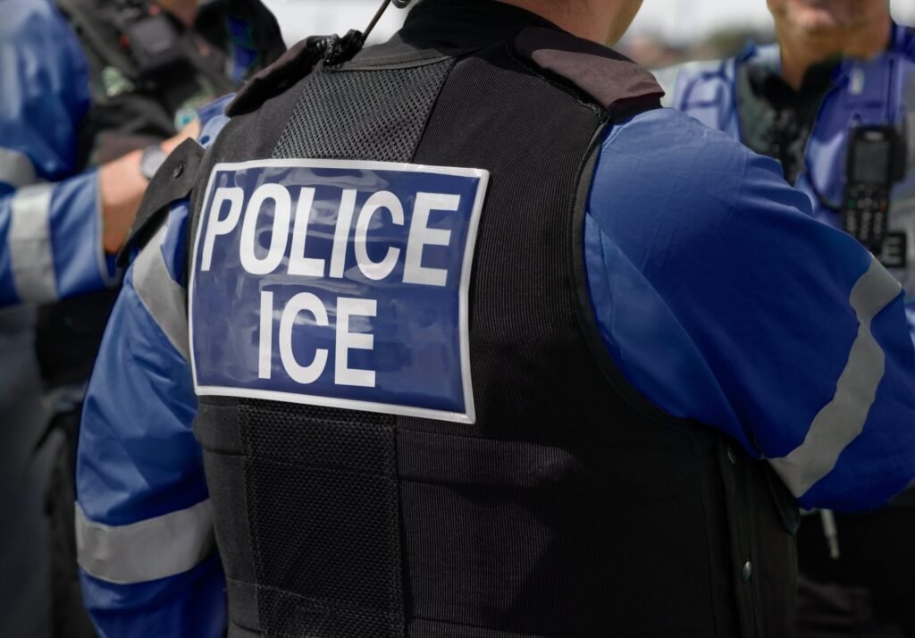 ICE Detains Illegal Immigrant Inside California Surgical Center in Heated Confrontation