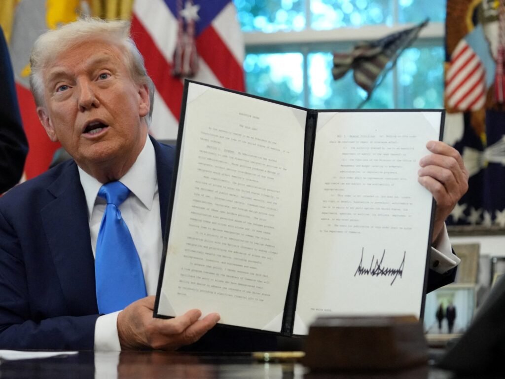 US says $100,000 fee for H-1B visas will not apply to existing holders | News