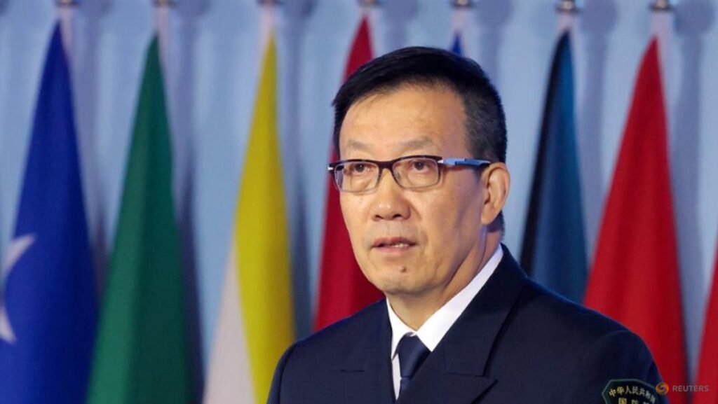 US lawmakers hold rare talks with Chinese defence minister