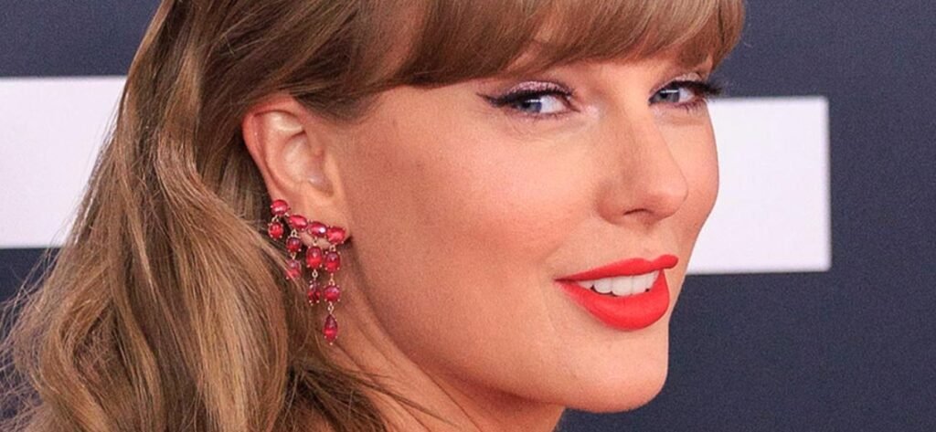 Taylor Swift’s Fans React To Her SiriusXM Channel 13