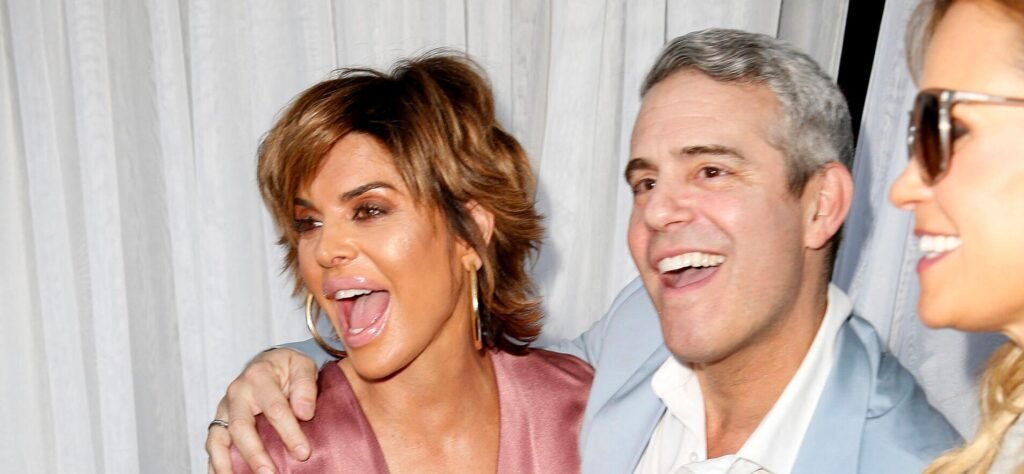 Lisa Rinna Promises To Tell ‘All Of The Truth’ In New Memoir
