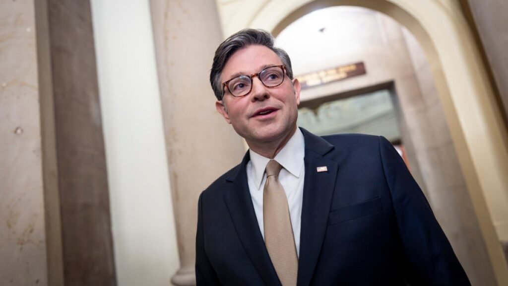 US Republican leader warns government shutdown could be longest in history | Politics News