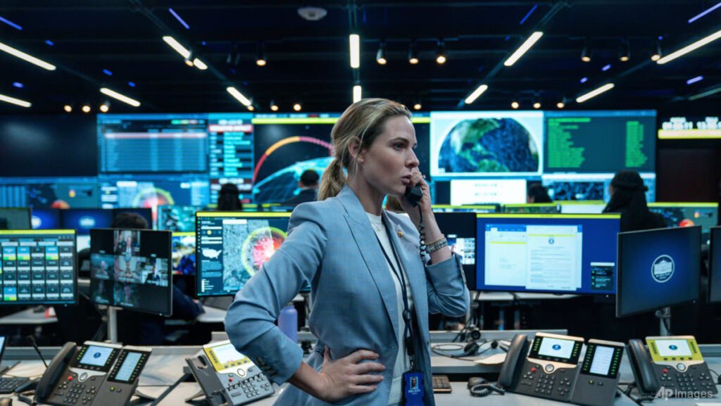 Commentary: A dynamite film, but a house of cards on nuclear reality