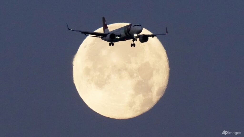 Global airlines race to fix A320 jets after Airbus recall