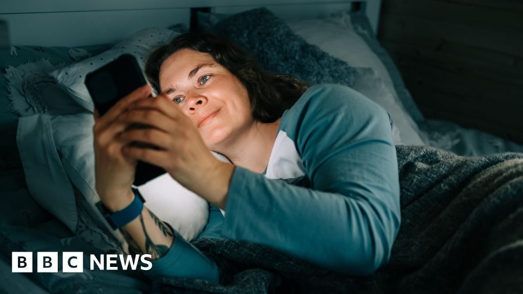 UK spending half an hour longer online than in pandemic, says Ofcom