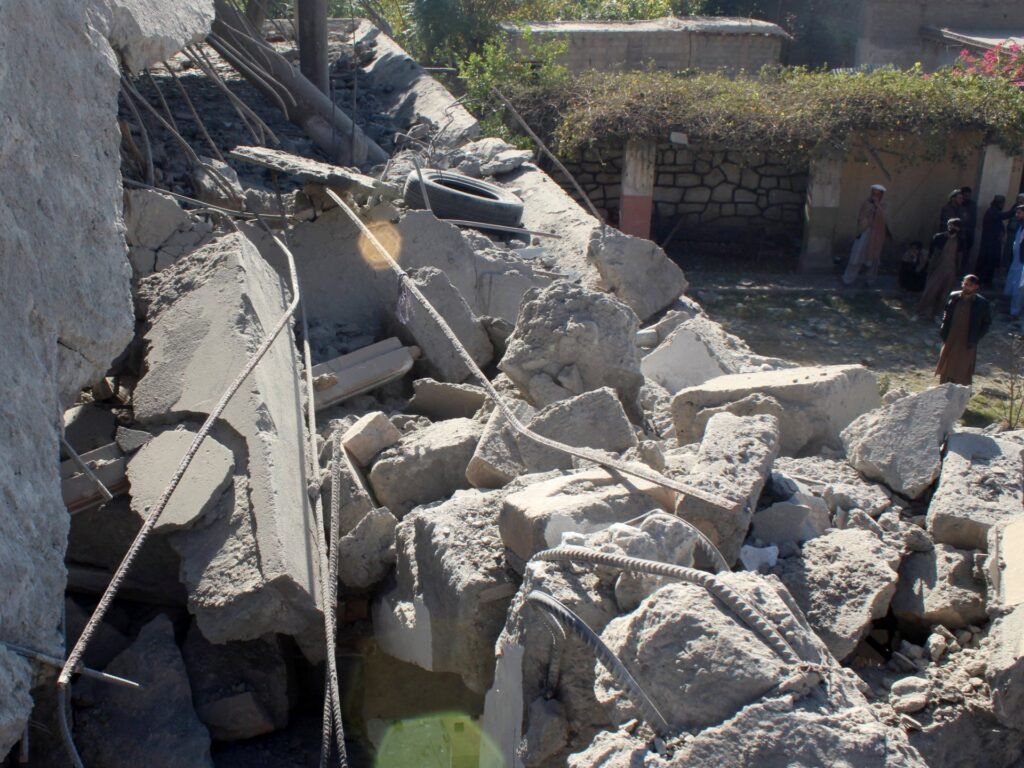 Pakistan carries out strikes in Afghanistan after spate of suicide attacks | Pakistan Taliban News