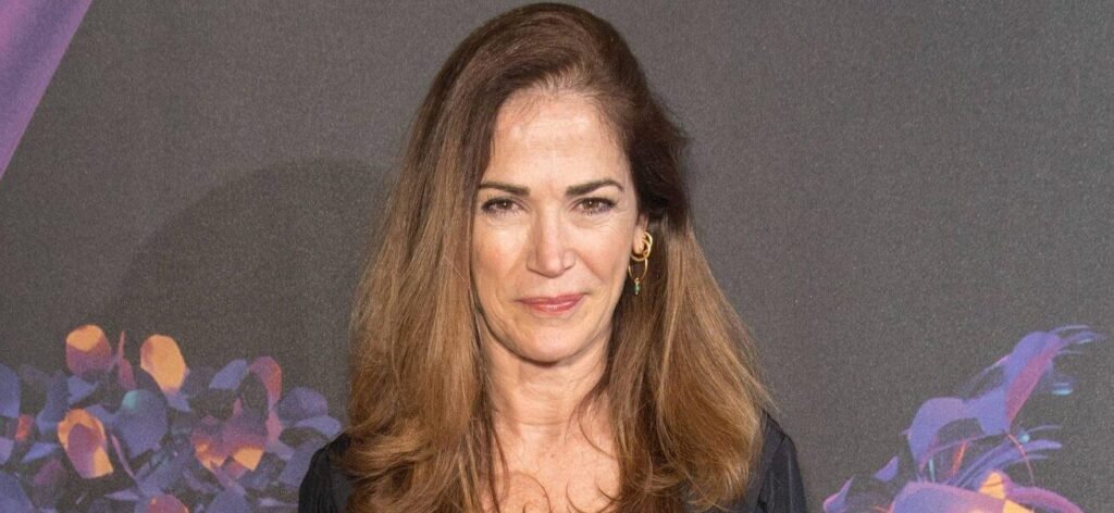 Kim Delaney Says Her ‘Celebrity Status’ Made Her Flee Crash Scene