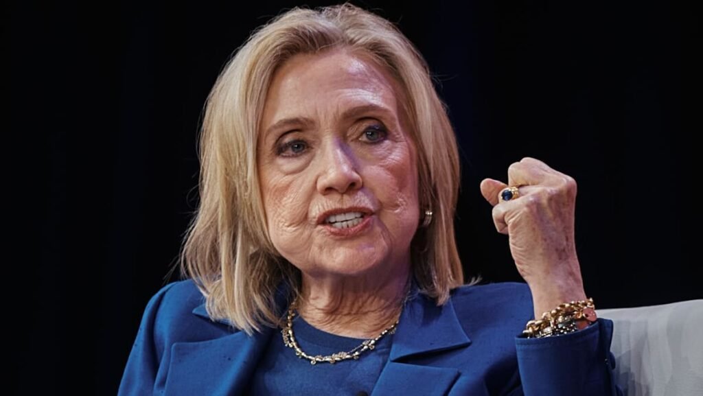 Hillary Clinton calls for Trump to testify as she faces US House Epstein panel