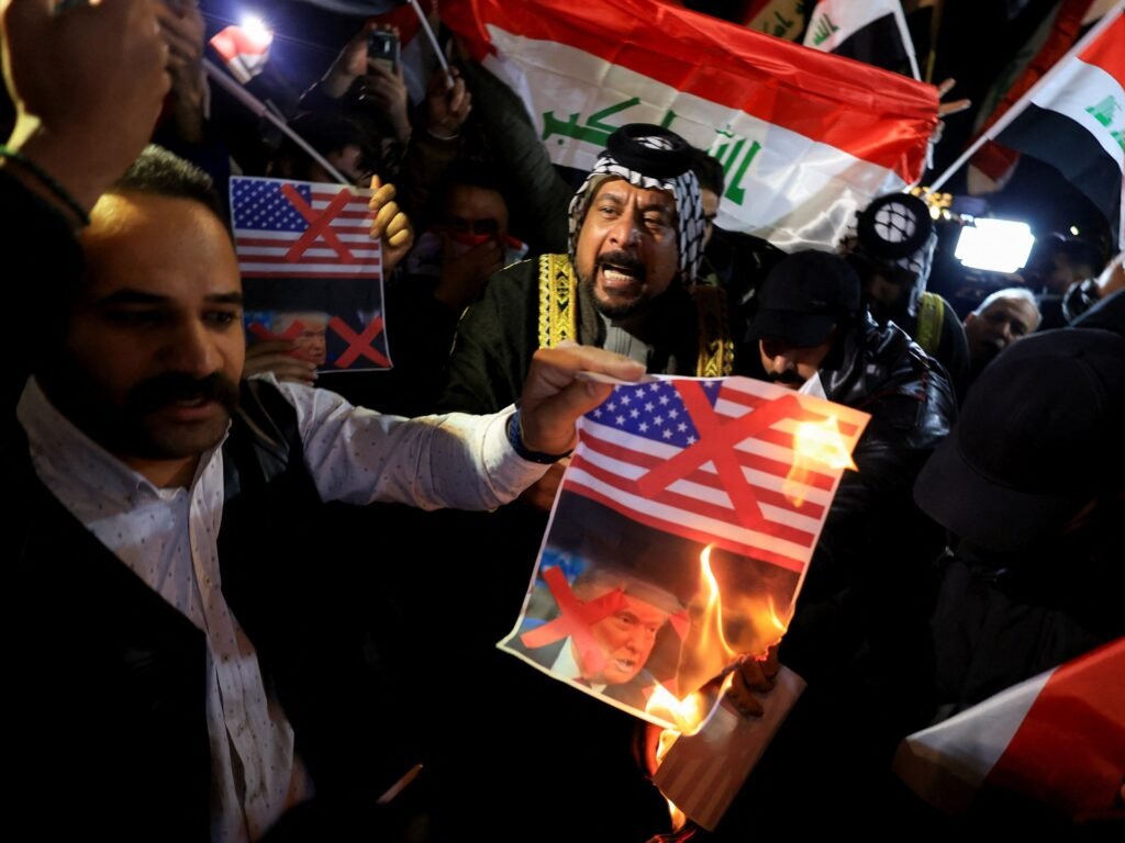 Iraq’s Shia bloc divided over tactics after US rejects al-Maliki for PM | Politics News