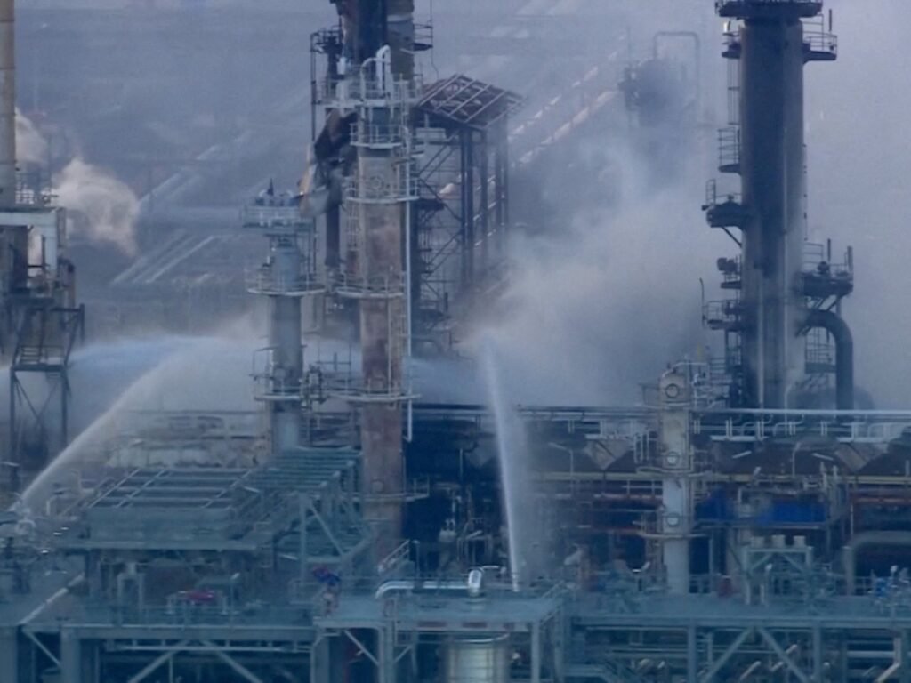 Fire breaks out at crucial Australian refinery, raising fuel supply fears | Business and Economy News