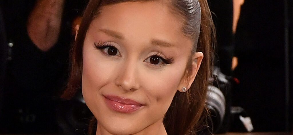 Ariana Grande Fans Say ‘Boring’ New Single ‘Sounds AI’