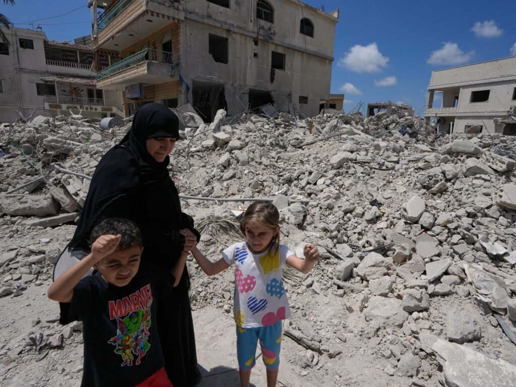 Israeli strikes kill four in southern Lebanon amid ceasefire talks | News