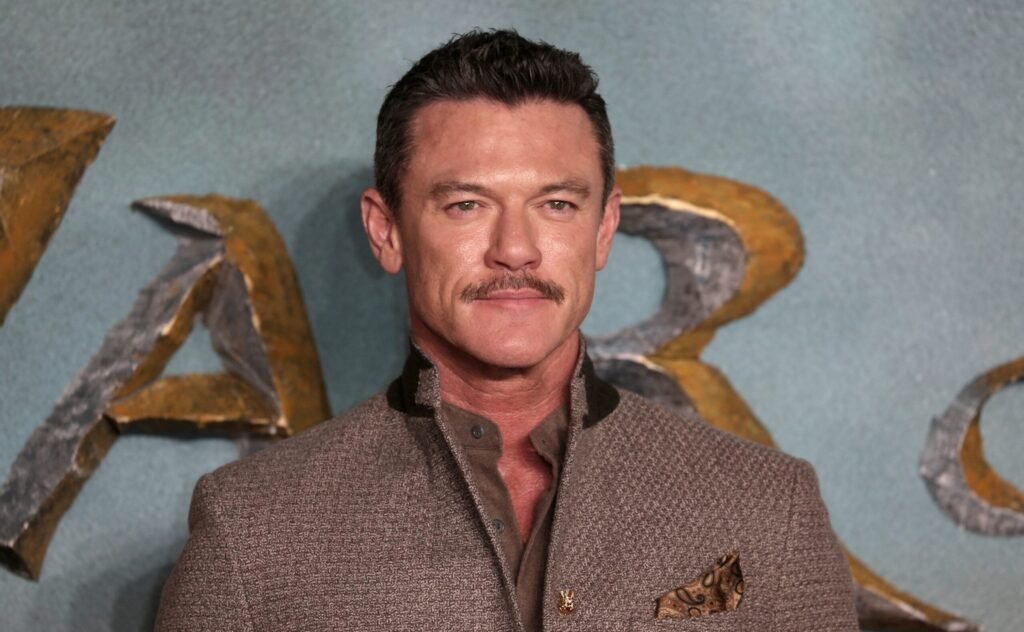 Luke Evans Stuns Tonys With Performance Fans Can’t Forget