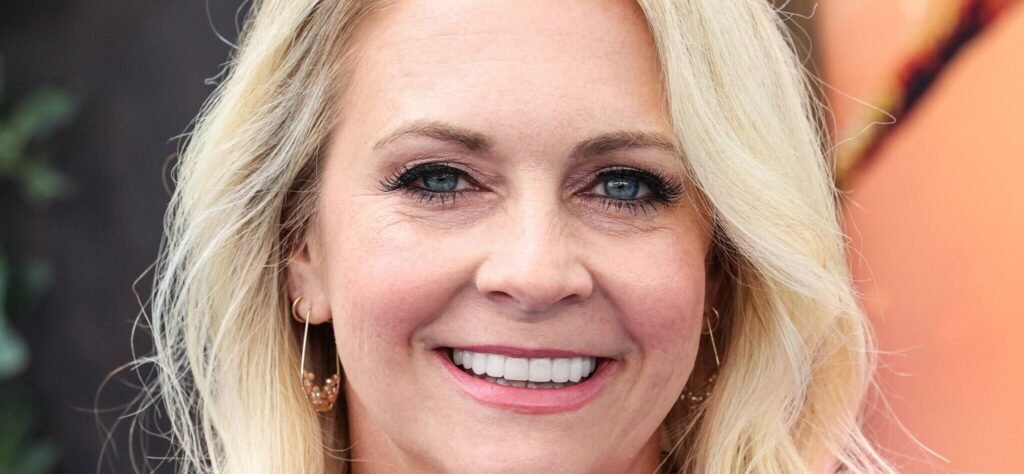 Melissa Joan Hart Talks ‘Sabrina’ 30 Years Later