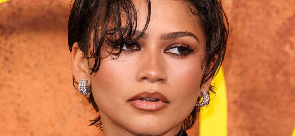 Zendaya’s Mom Has Cryptic Reaction To Shocking ‘Euphoria’ End