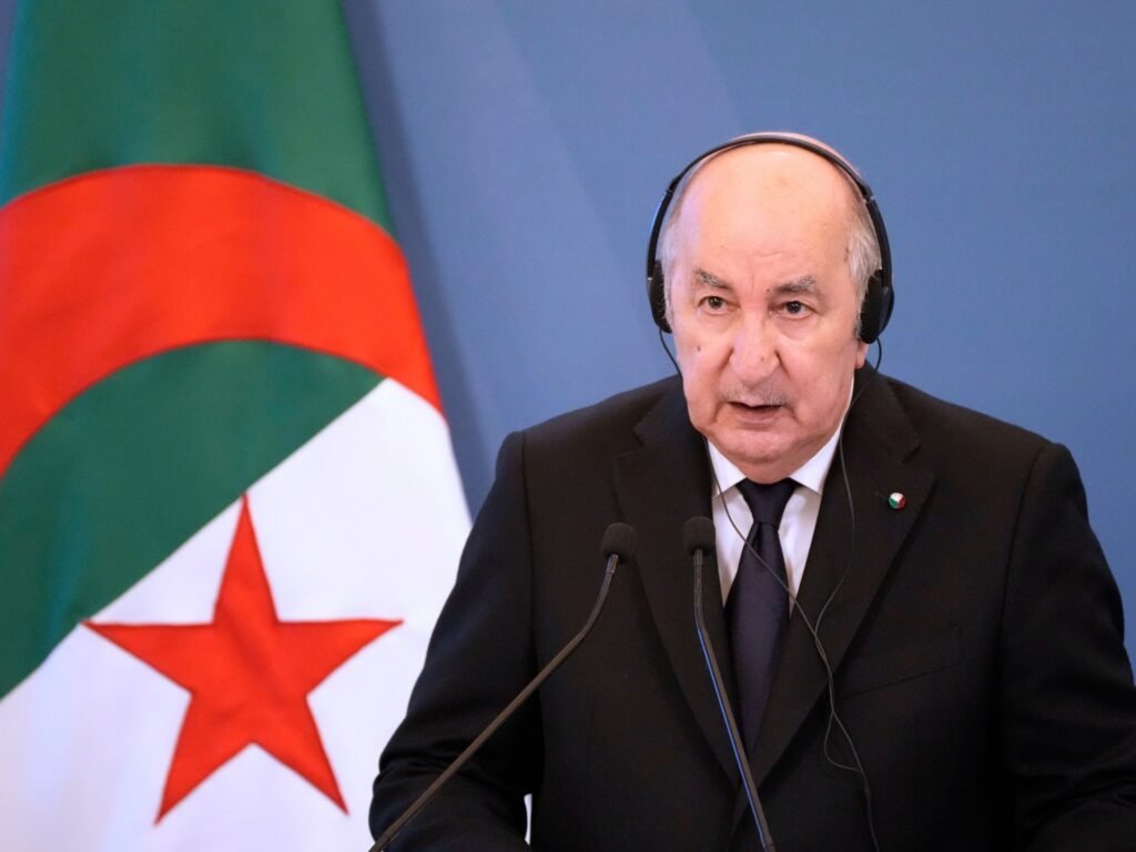 Algeria and Mali restore diplomatic ties following yearlong rift | Politics News
