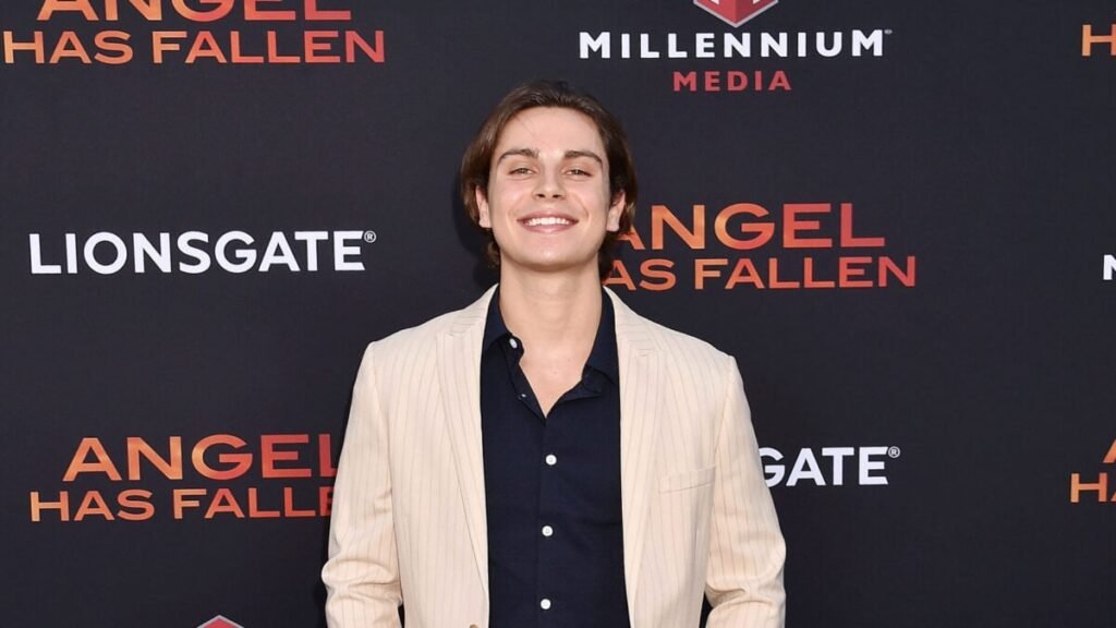 Jake T. Austin ‘Disappointed’ About ‘Wizards’ Reboot