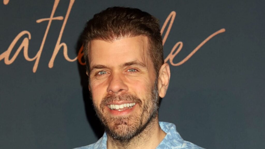 Perez Hilton Overdose Revealed In New Report After Livestream