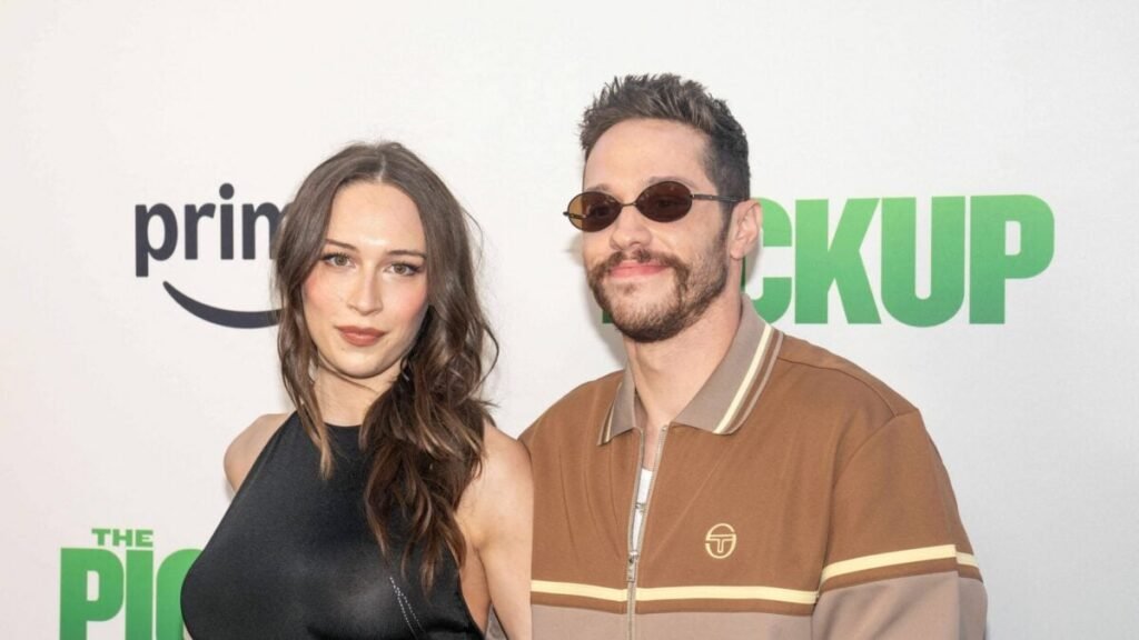Pete Davidson And Elsie Hewitt Now ‘Cooperatively Coparenting’