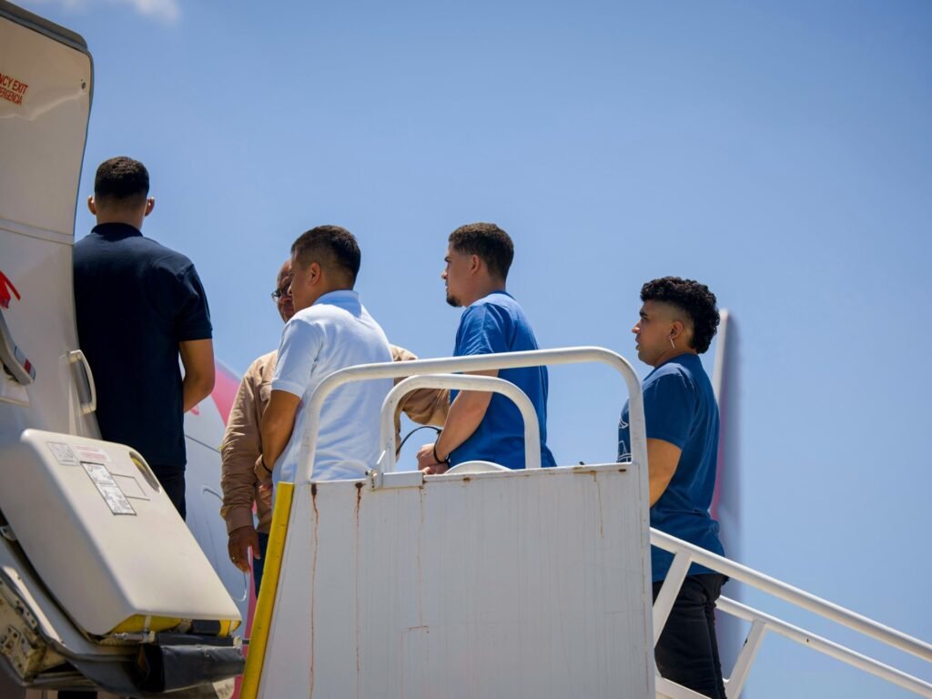 First group of US deportees, out of an expected 1,200, arrive in Liberia | Donald Trump News