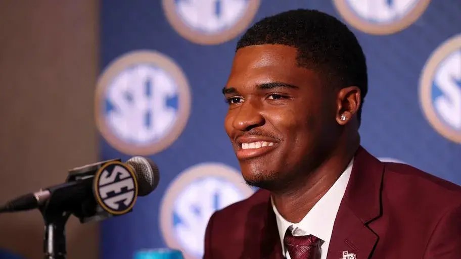 Top QBs Earn Johnny Unitas Golden Arm Award Nods
